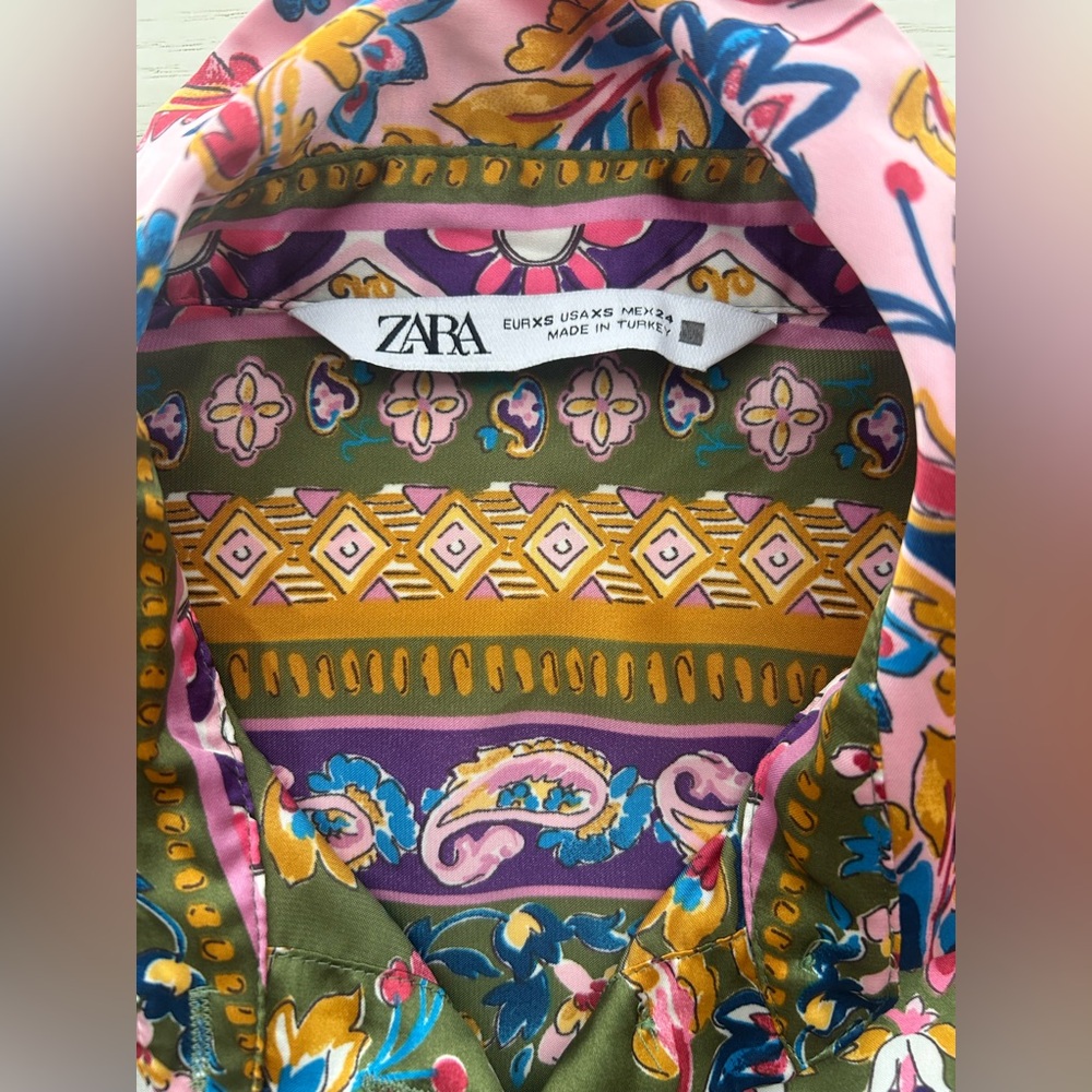 Zara Multicolor Floral Blouse Size XS - Picture 3 of 10